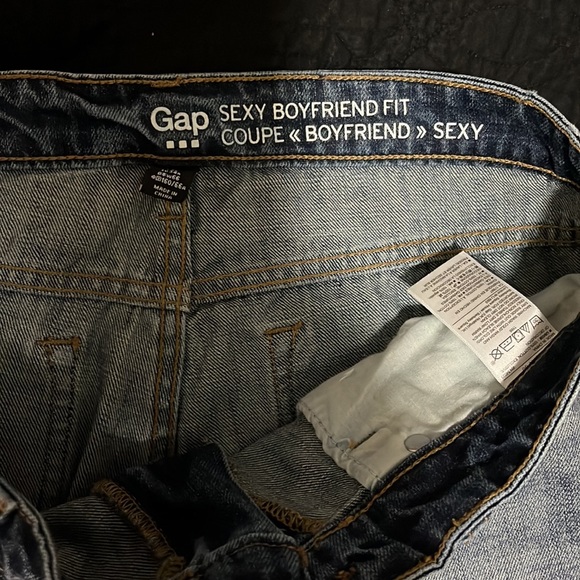 Cute Gap boyfriend jean - Picture 6 of 11
